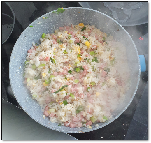 Heerlijk nasi bakken